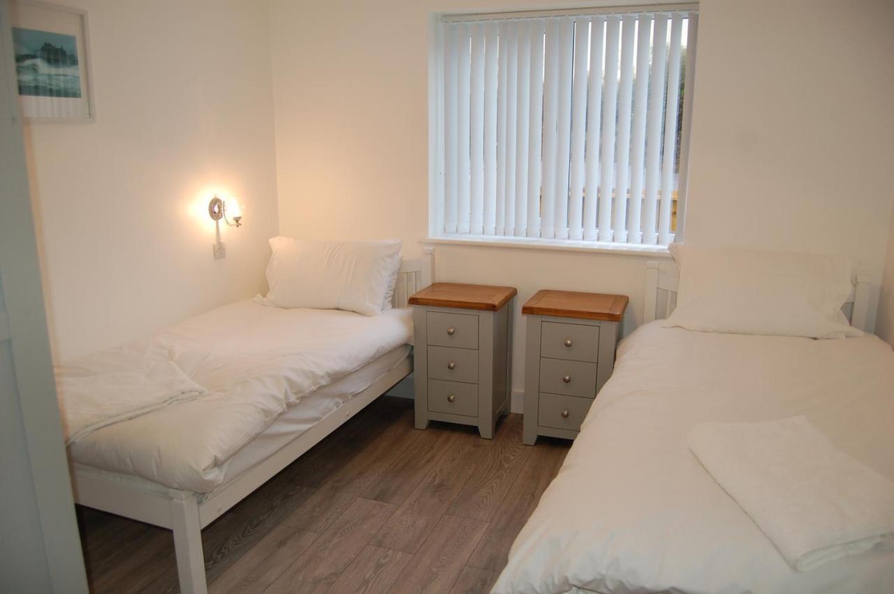 Beautiful, Modern Villa 5 Mins Walk From The Stunning Bay At Trearddur Holyhead Kültér fotó